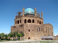 top_tourist_destinations_07 UNESCO Historical Site: Soltaniyeh