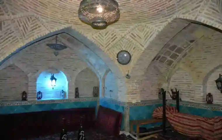 اتاق کنار سرداب در خانه ی ملاباشی معتمدی