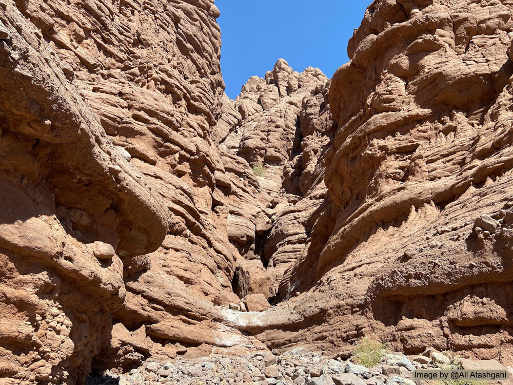 دسترسی به دره هفت غار نیشابور