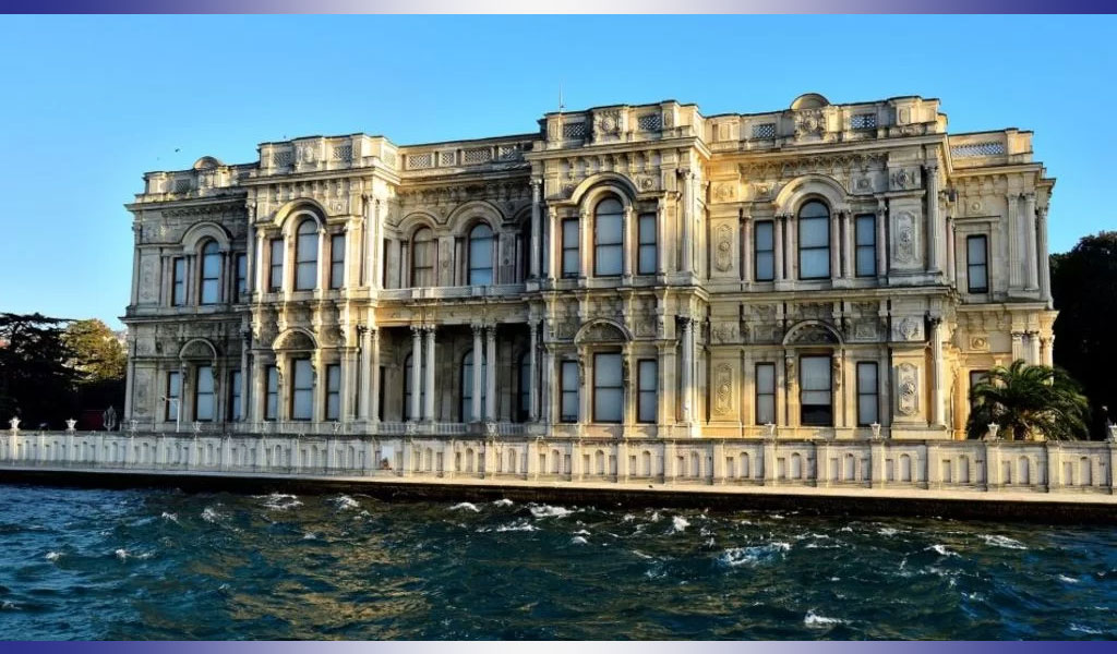 بازدید از زیباترین جاذبه‌های استانبول