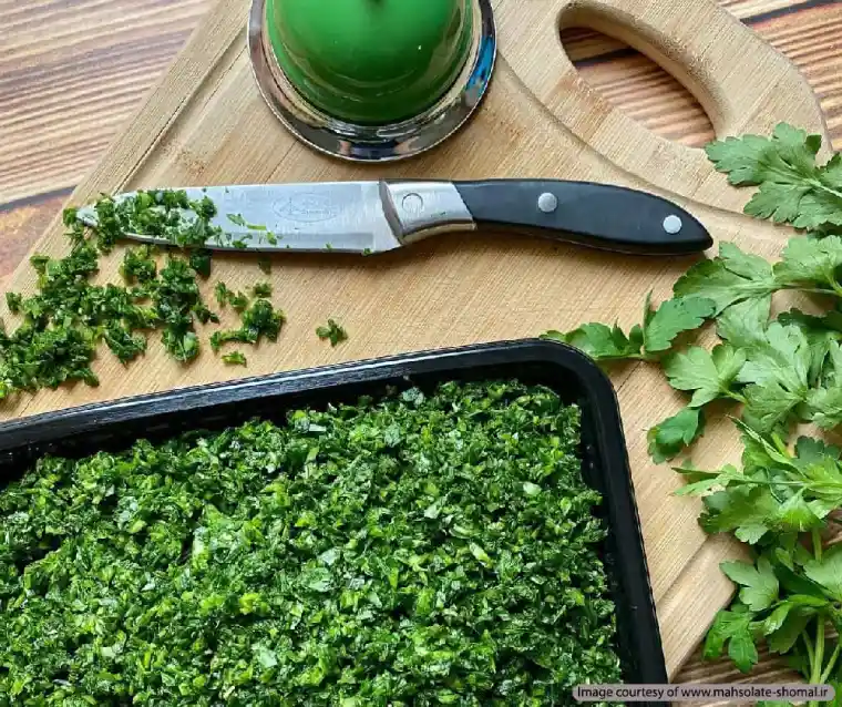 مخلوط سبزی‌های مختلف برای تهیه غذایی باستانی