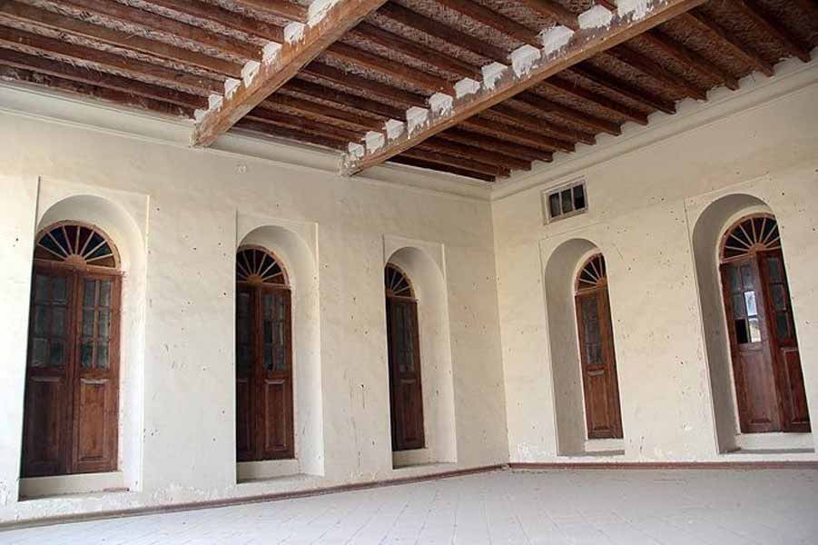 سقف چوبی خانه‌ها در معماری سکونتگاه های خلیج فارس