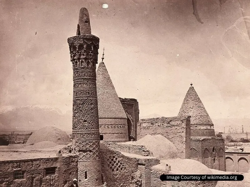 مجموعه بایزید بسطامی در دوران قاجار