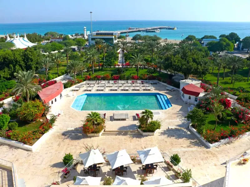 محوطه هتل های کیش