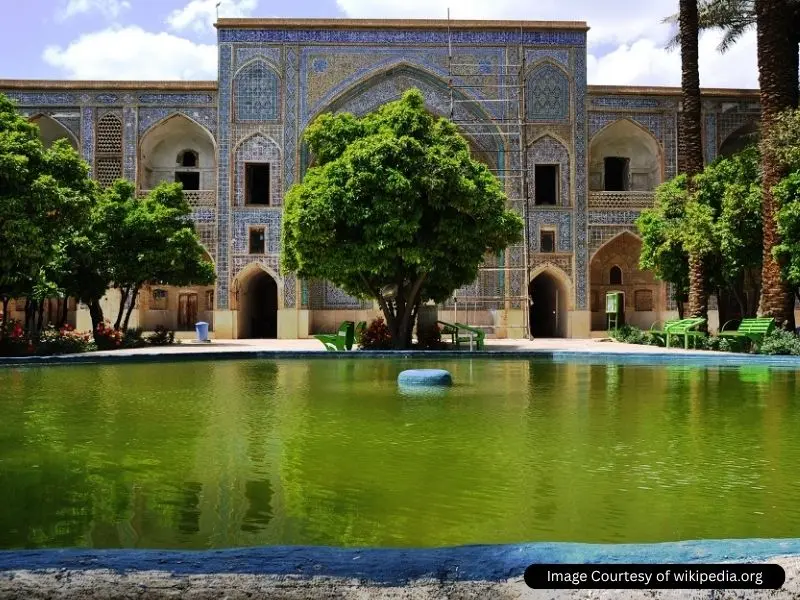 مدرسه خان شیراز