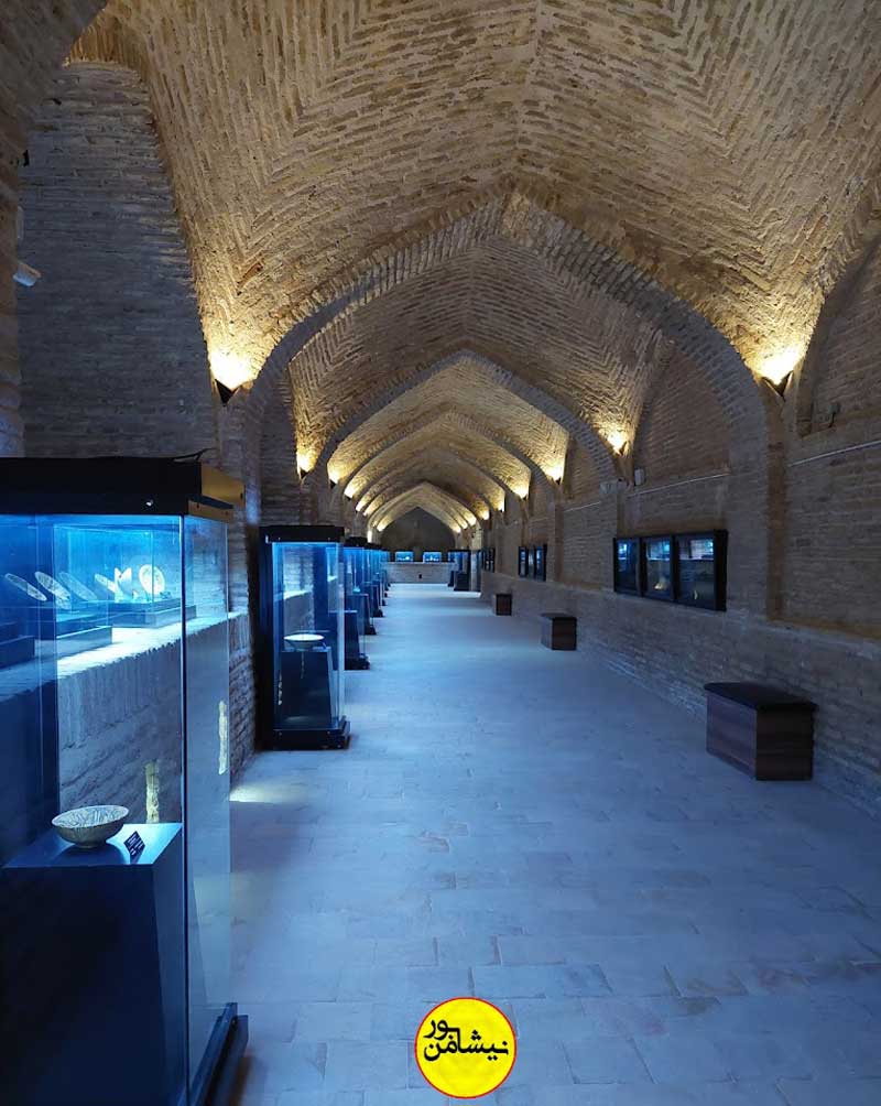 موزه موجود در کاروانسرای شاه عباسی