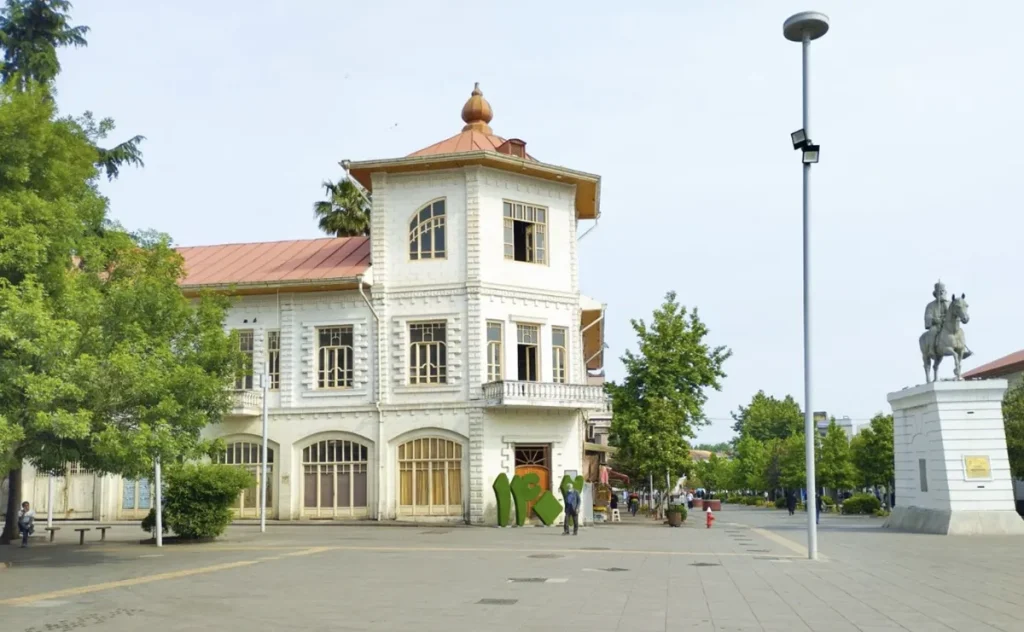 هتل ارزان در رشت نزدیک میدان شهرداری
