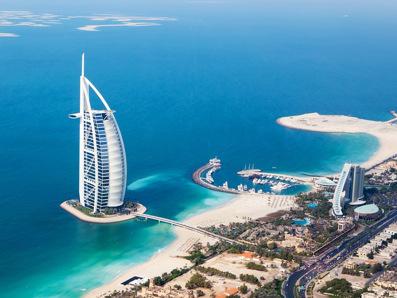 منظره زیبای هتل ساحلی برج العرب