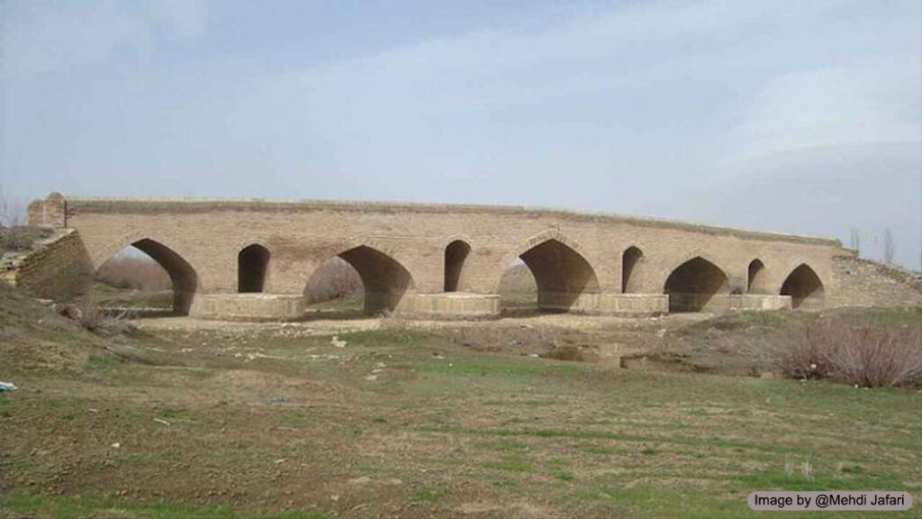 نمایی زیبا از پل تاریخی کوریجان