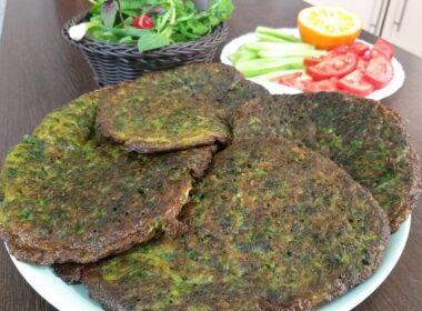 نحوه پخت کوکو سبزی، یک غذای گیاهی ایرانی