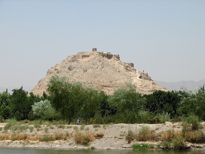 جاذبه های تاریخی اصفهان: آتشگاه اصفهان