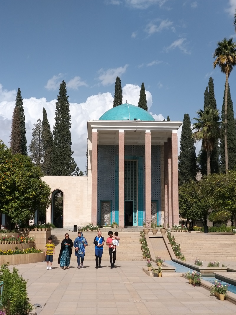 آرامگاه سعدی؛ یکی از جاهای دیدنی شیراز
