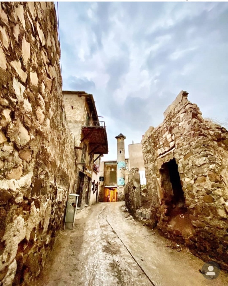 روستای قلات، از دیدنی های طبیعی خارج از شیراز