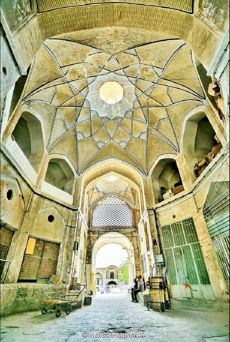 بازدید از جاذبه های گردشگری کاشان: دیدنی های تاریخی و طبیعی | دستی بر ایران