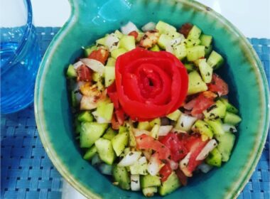 طرز تهیه سالاد شیرازی