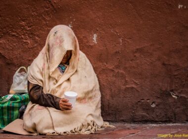 گردشگری مسئولانه و کمک به متکدیان