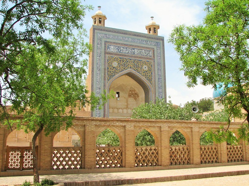 آرامگاه احمد جامی در تربت جام؛ معماری و فضای متفاوت