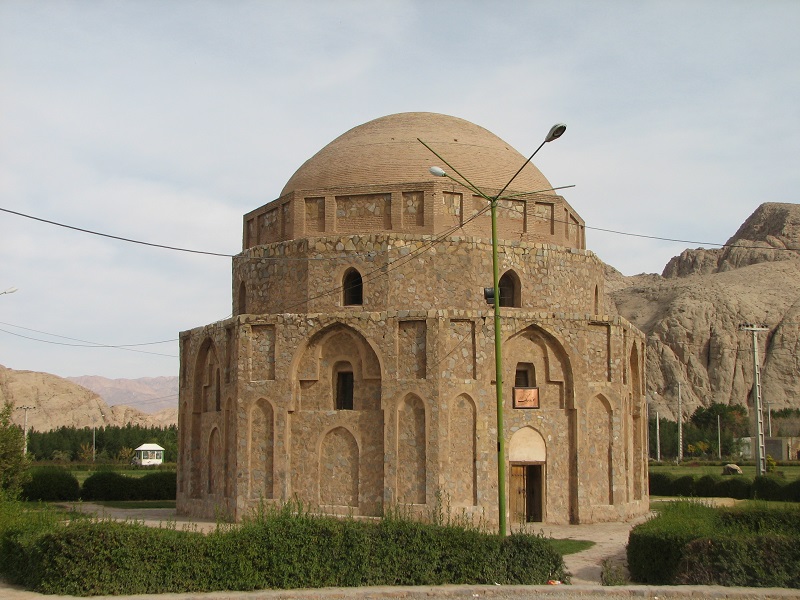 جاذبه های تاریخی کرمان: گنبد جبلیه کرمان