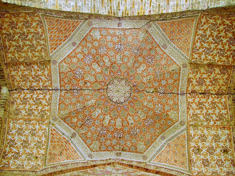 جاذبه های گردشگری زنجان: سقف گنبد سلطانیه