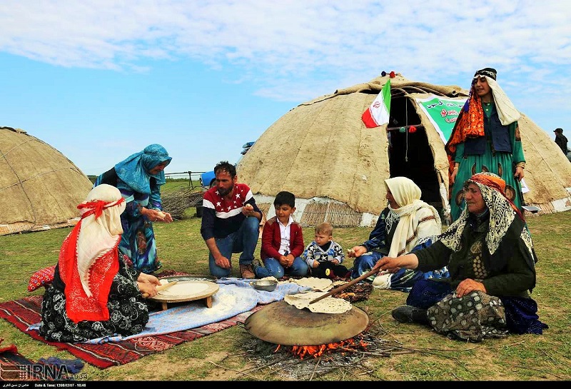 نقاشی کودکانه درباره زندگی عشایری