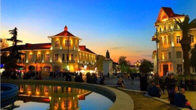 جاذبه های گردشگری رشت: میدان شهرداری