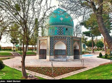 دیدنی های نیشابور؛ مقبره آرامگاه عطار نیشابوری
