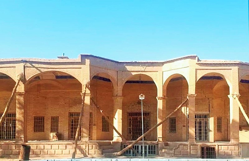 جاذبه های تاریخی رفسنجان: عمارت باقری