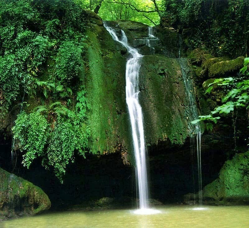 جاذبه های گردشگری گرگان: آبشار رنگو