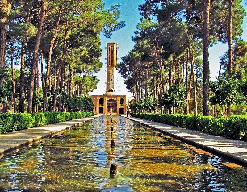 باغ ایرانی دولت آباد در یزد