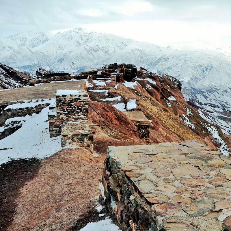 معماری قلعه الموت