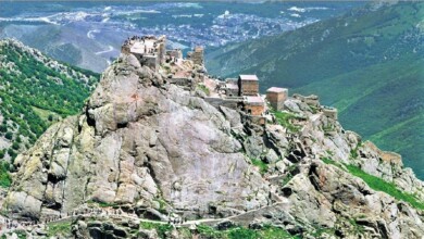 انتخاب آگاهانه مقصد سفر: قلعه بابک