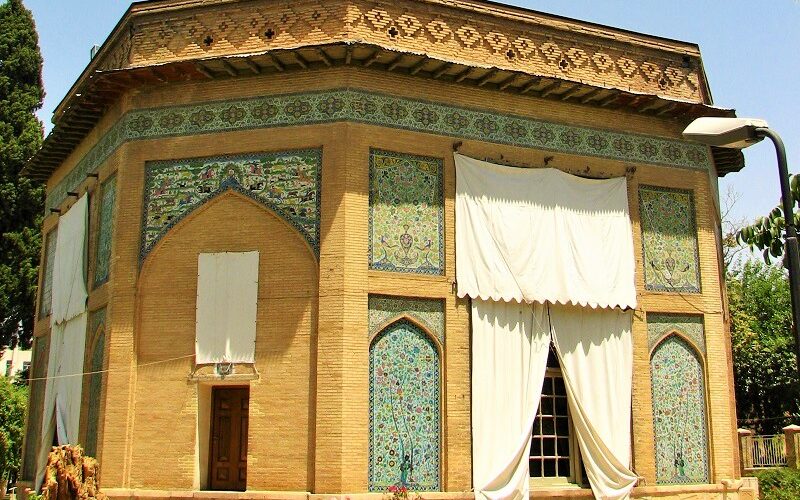 نمای موزه پارس شیراز