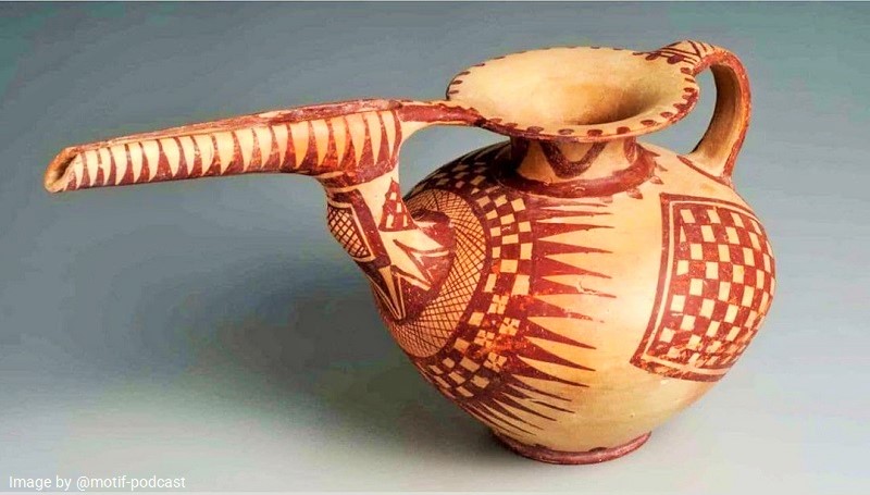 ظرف منقوش سفالی موزه ایران باستان