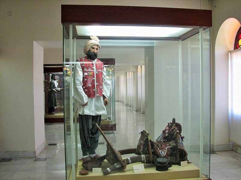 لباس اقوام در موزه مردم شناسی تهران