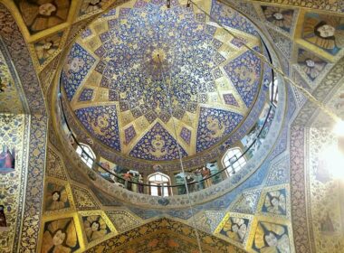 تزیینات دیواری کلیسای وانک اصفهان