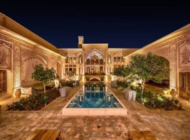 خانه ایرانی مهینستان راهب