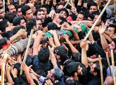 آیین قالی شویان در مشهد اردهال