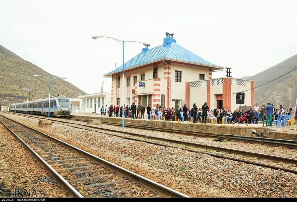 ایستگاه راه آهن سوادکوه