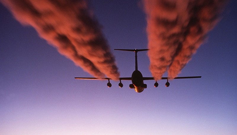 تاثیرات مخرب هواپیما بر محیط زیست