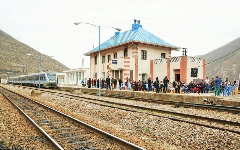 ایستگاه راه آهن سوادکوه