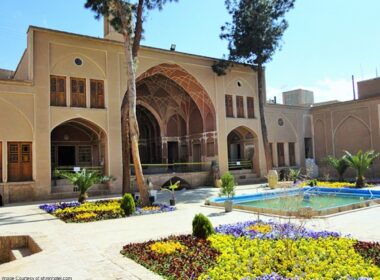 خانه تاریخی آل یاسین