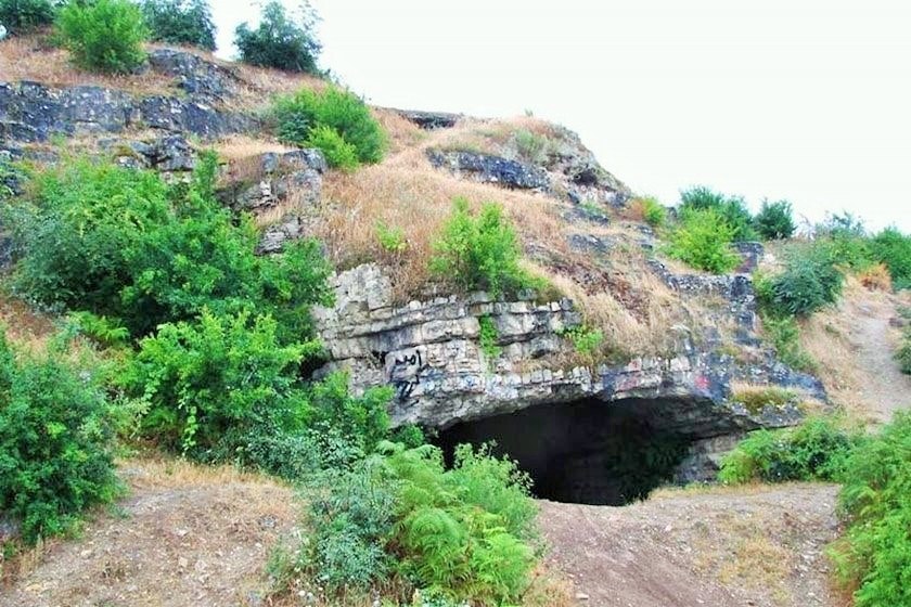 غارهای شمال ایران: غارهای هوتو و کمربند