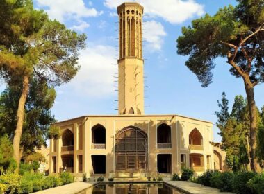 باغ دولت آباد یزد