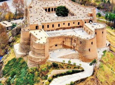 نمای هوایی قلعه فلک الافلاک