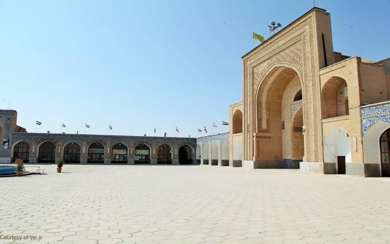 صحن مسجد ملک کرمان