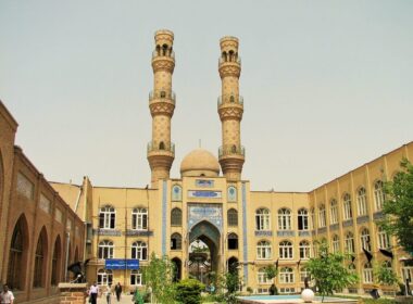 سردر و مناره های مسجد جامع تبریز