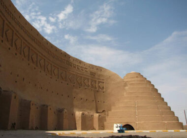 یخدان مویدی کرمان