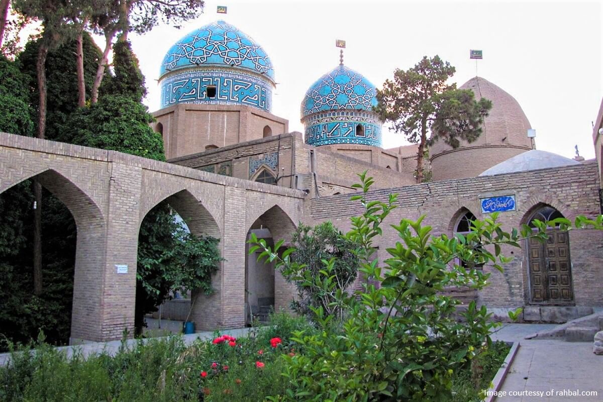 نمایی از آرامگاه مشتاق علیشاه کرمان