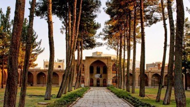 نمایی از آرامگاه ملا هادی سبزواری