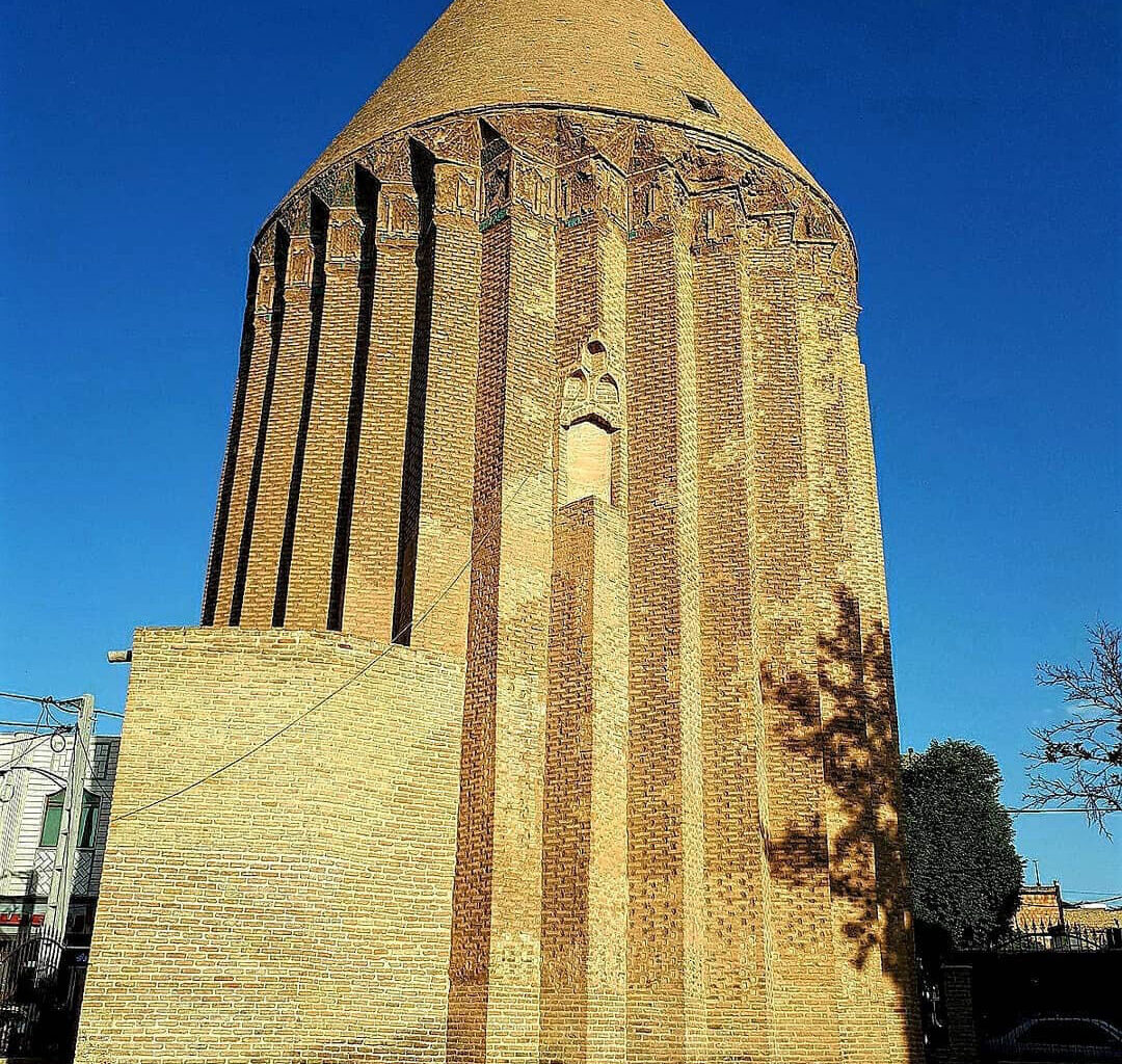 آشنایی با برج آرامگاه علاءالدین واقع در شهر ری